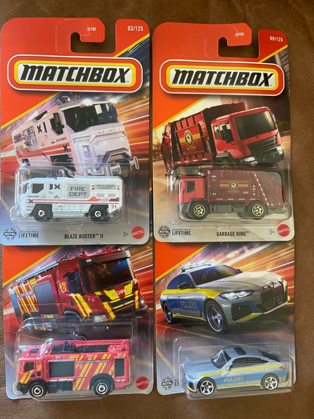 4 Matchbox Emergency & Service Vehicle; Fire Trucks, Garbage Truck, Police car.